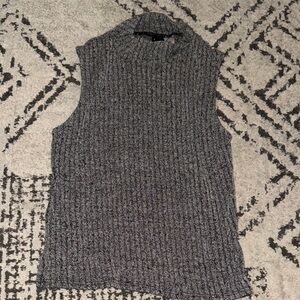 H&M Gray Sleeveless Knit Top